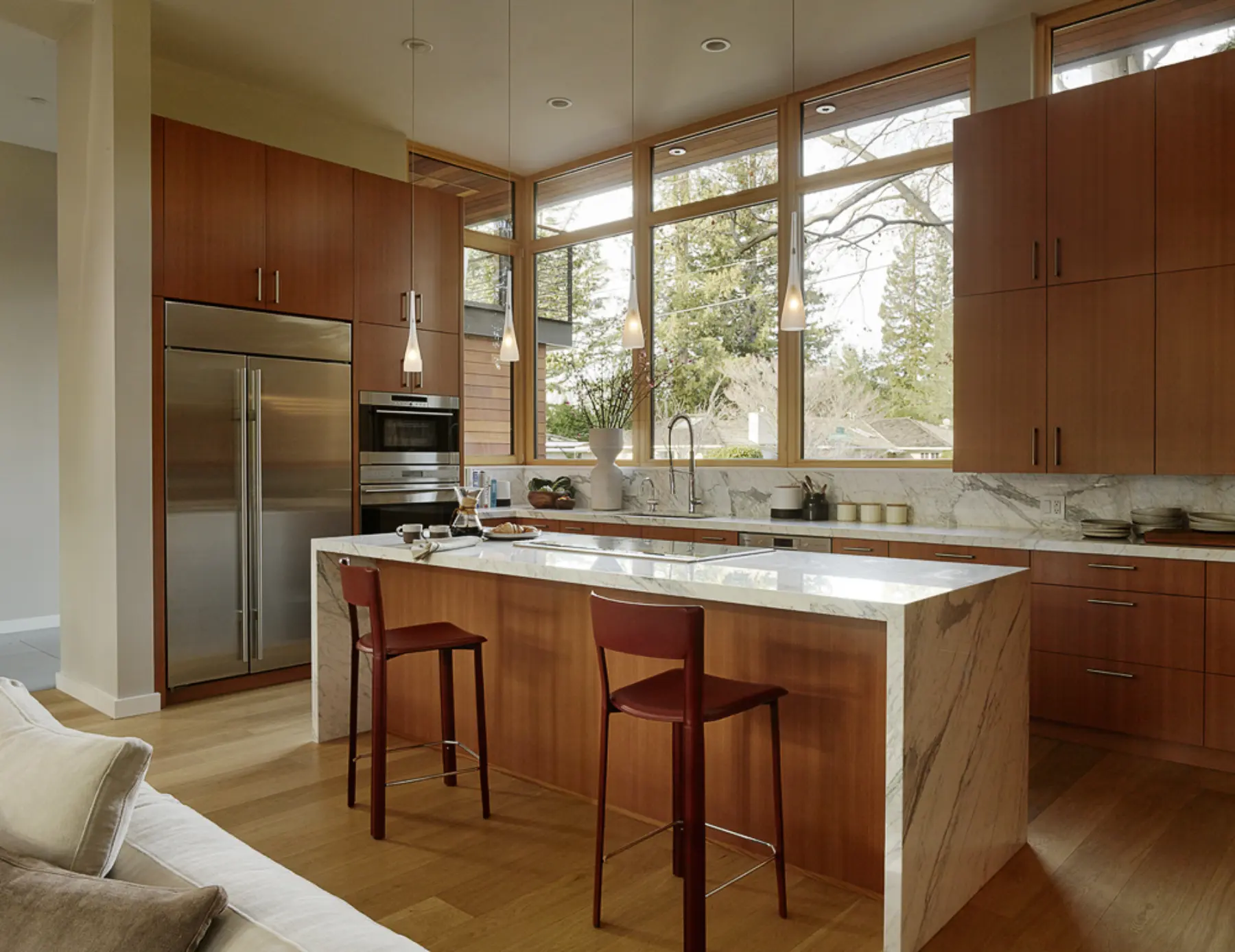 image of butler-armsden-bigelow-kitchen-island.jpg