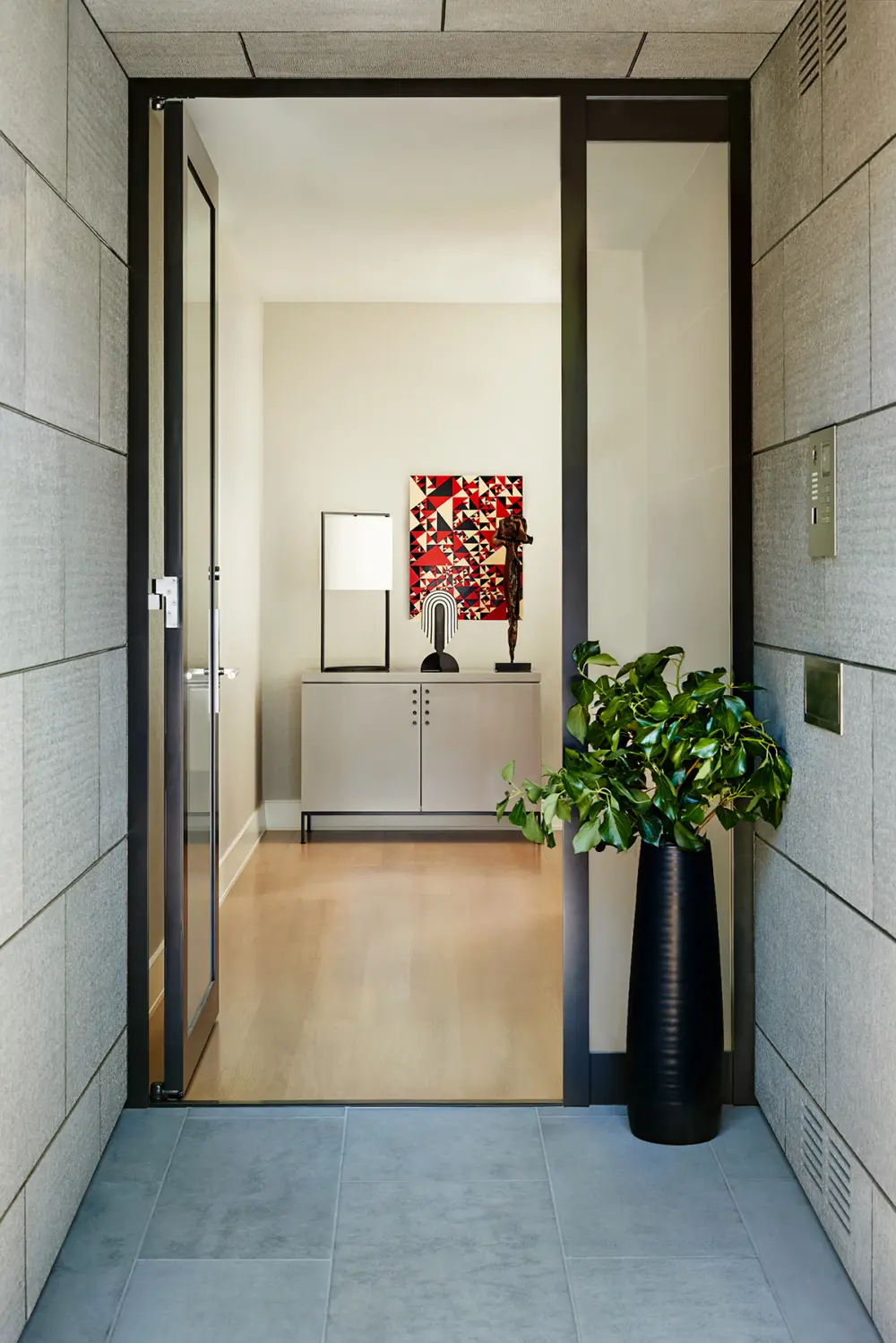 image of butler-armsden-cow-hollow-townhouse-entry.jpg
