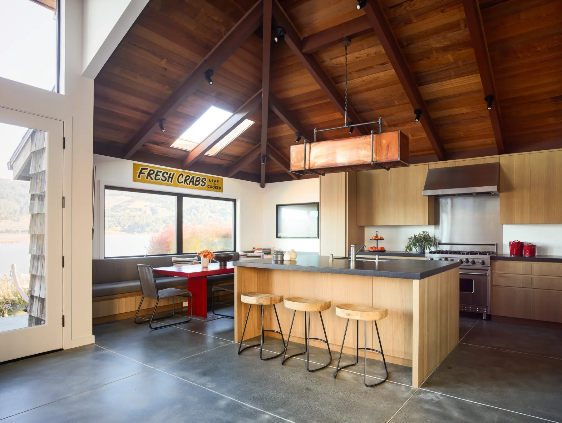 image of butler-armsden-inlet-house-kitchen.jpg