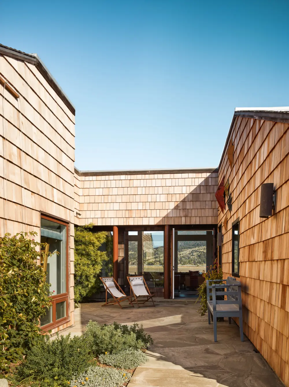 image of butler-armsden-inlet-house-courtyard.jpg
