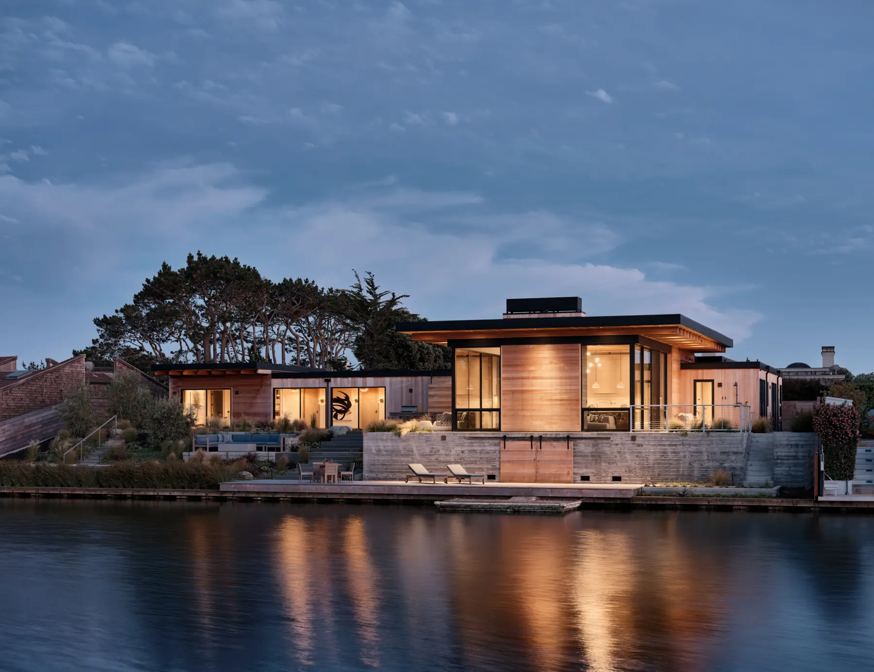 image of butler-armsden-lagoon-house-rear-facade-evening.jpg