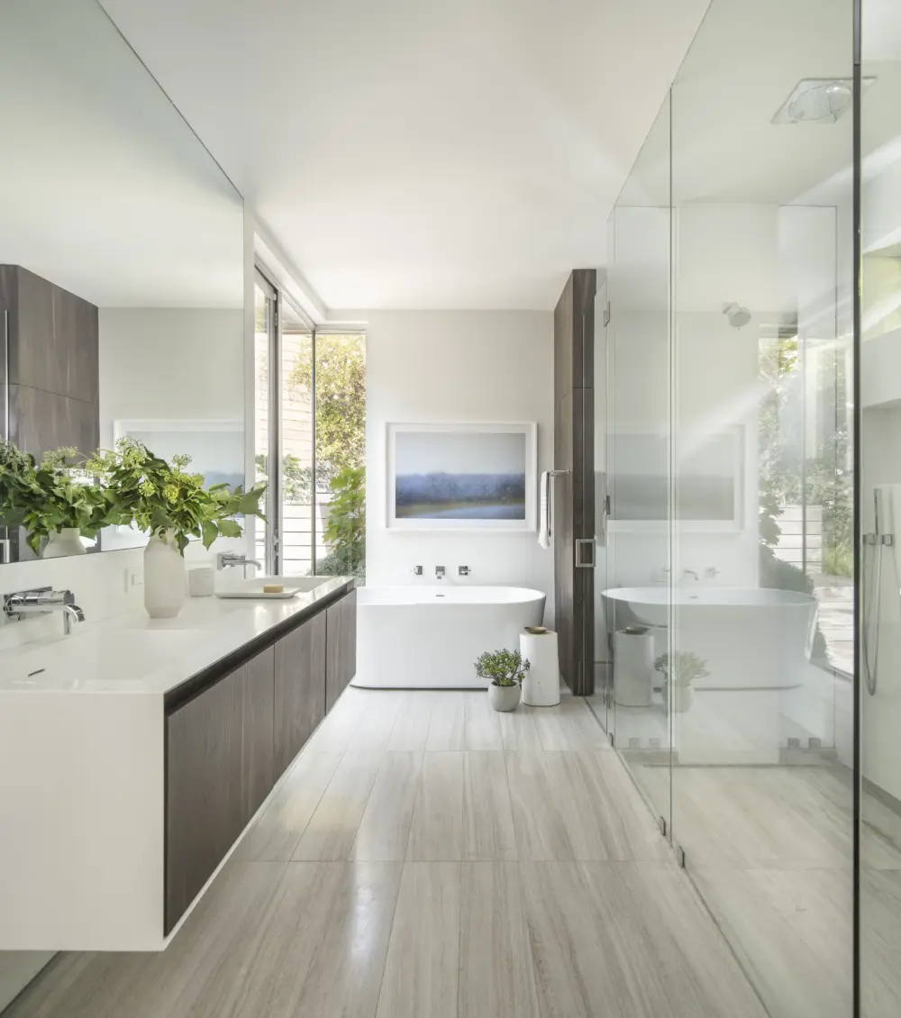 image of butler-armsden-mill-valley-residence-master-bathroom.jpg