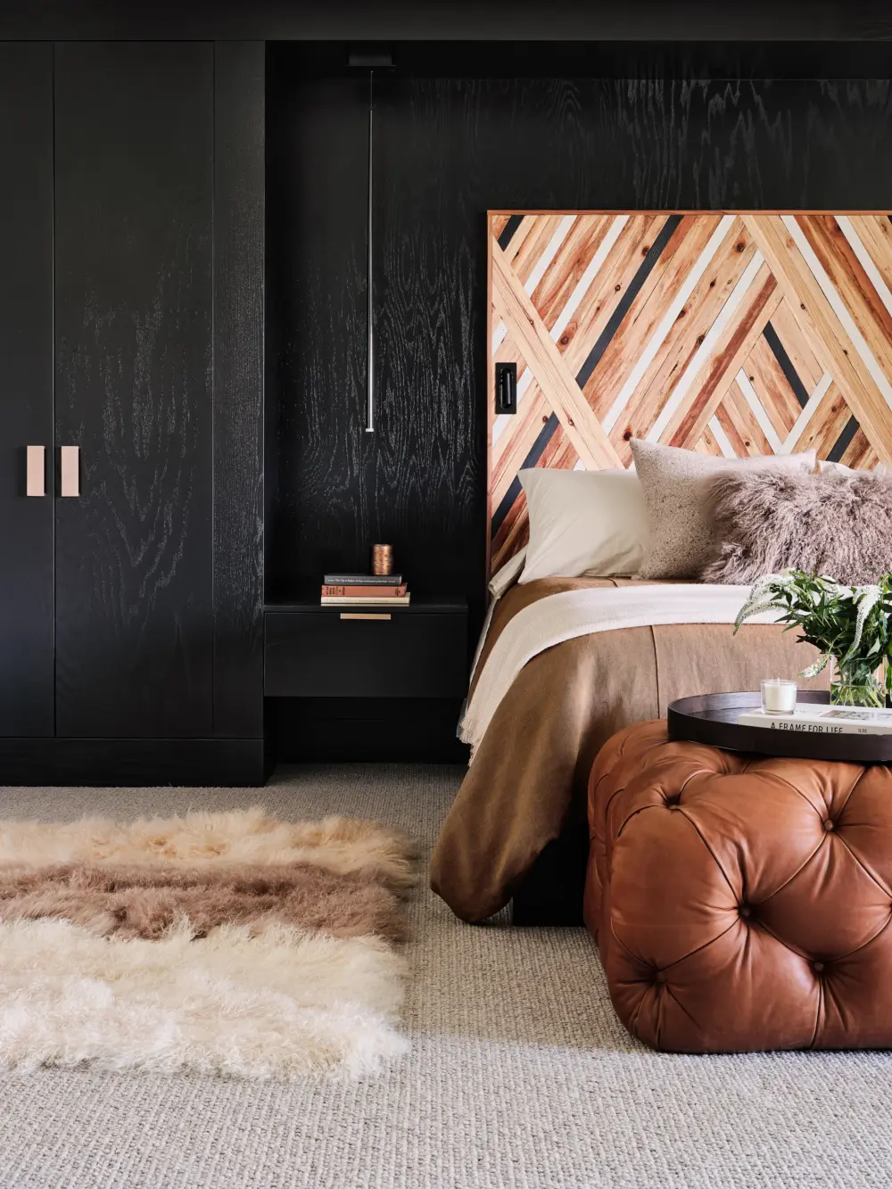 image of butler-armsden-orinda-residence-master-bed.jpg