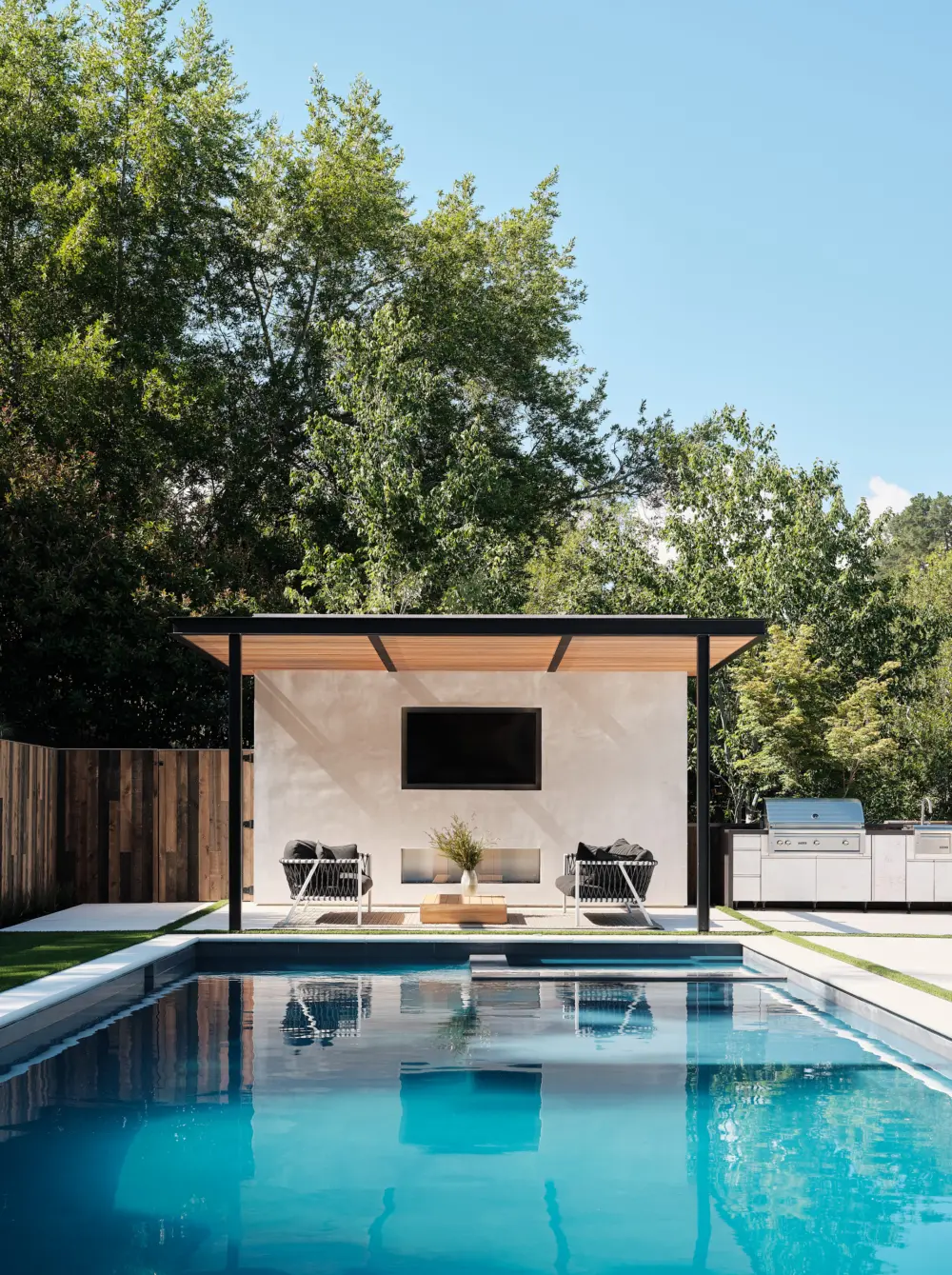 image of butler-armsden-orinda-residence-outdoor-seating-and-barbecue.jpg