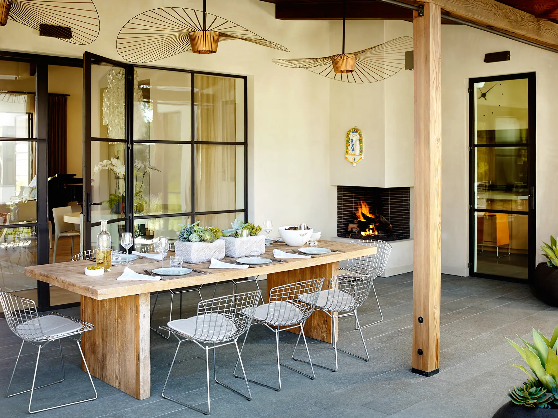 image of butler-armsden-portola-valley-courtyard-house-outdoor-dining.jpg