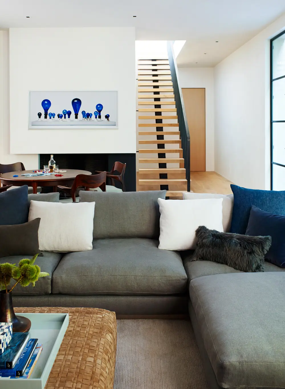 image of butler-armsden-portola-valley-courtyard-house-living-and-dining-room-stair-view.jpg