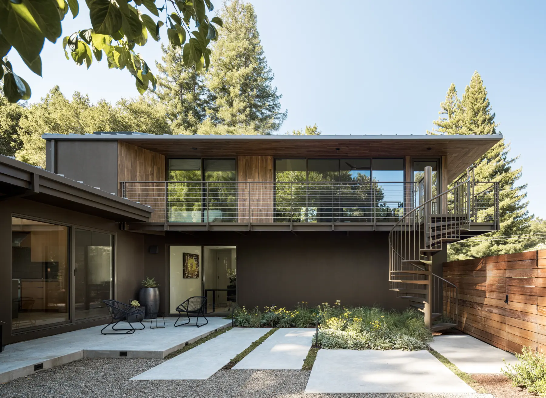 image of butler-armsden-portola-valley-yard.jpg