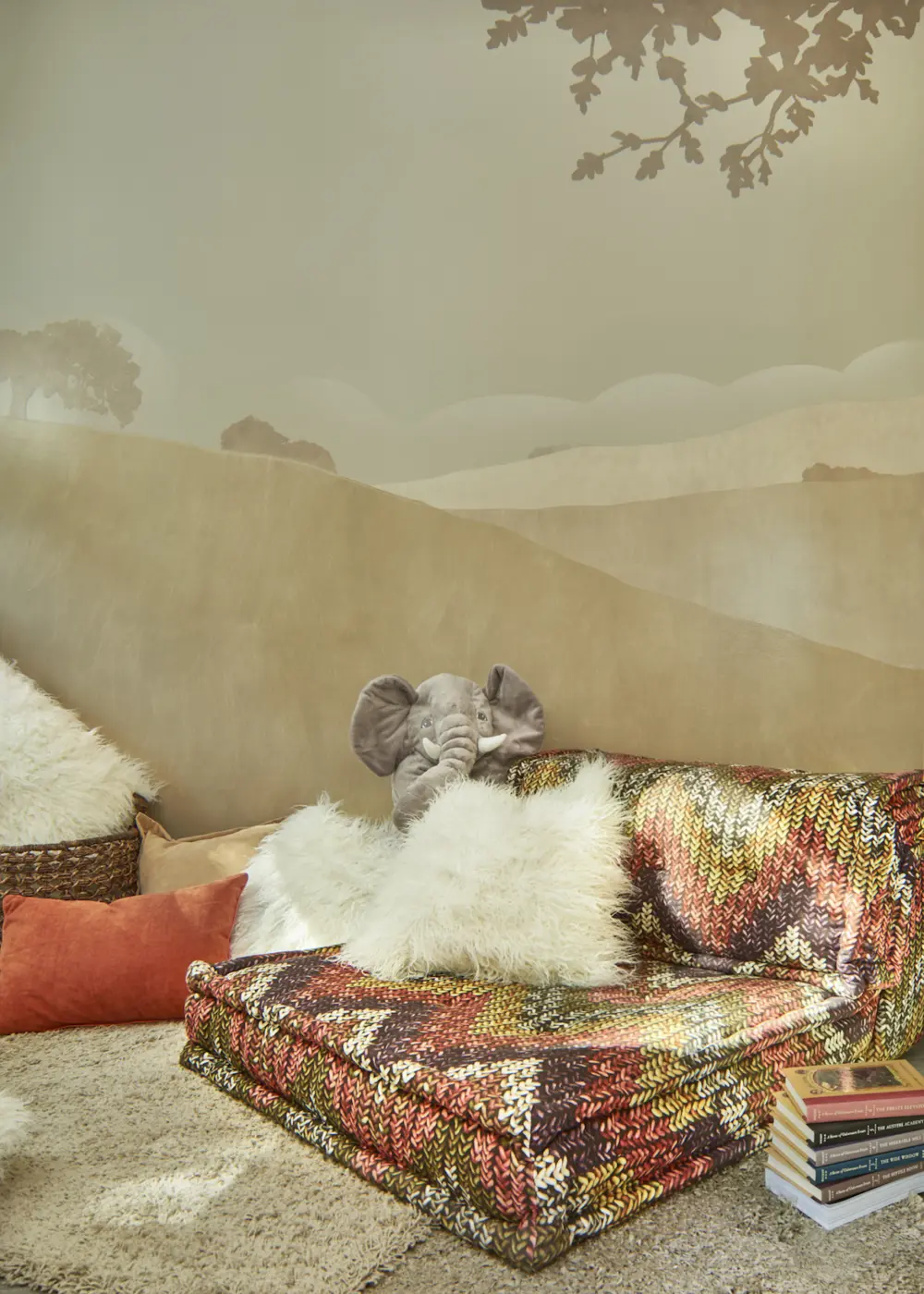 image of butler-armsden-ronald-mcdonald-house-lounge-mural-and-details.jpg