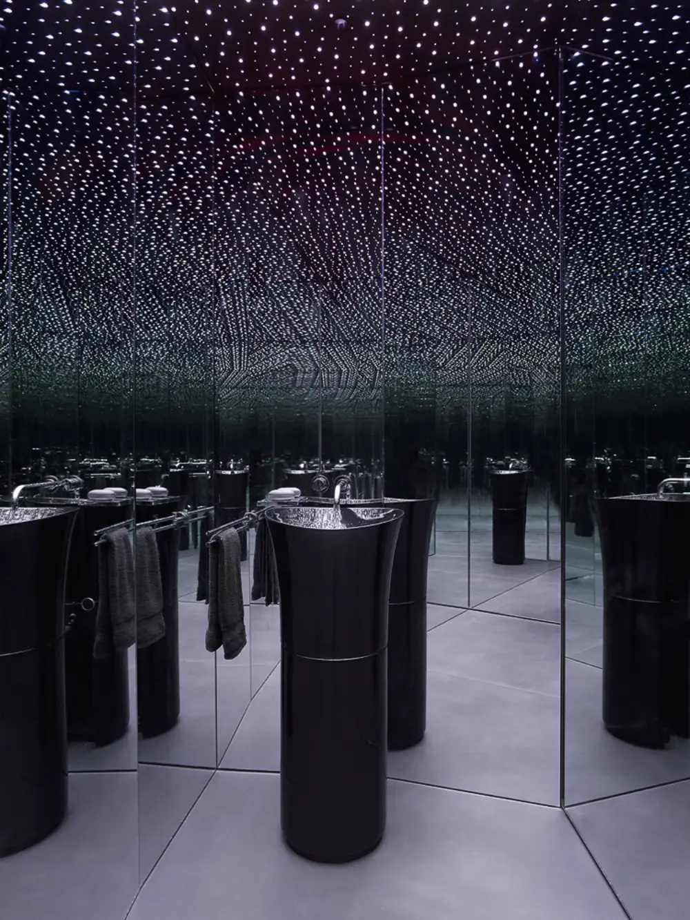 image of butler-armsden-sf-penthouse-mirrored-powder-room.jpg