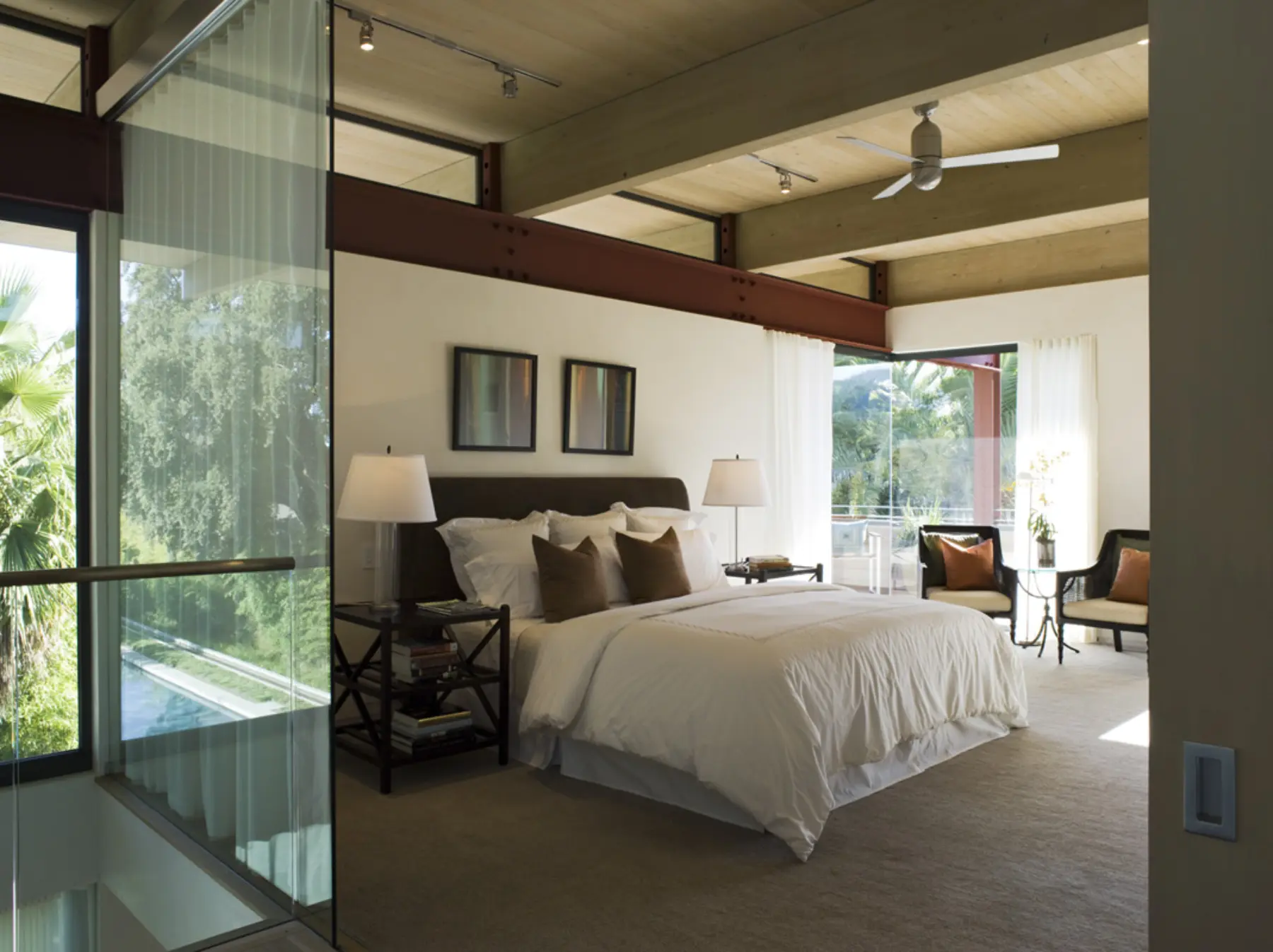 image of butler-armsden-st-helena-retreat-master-bedroom.jpg