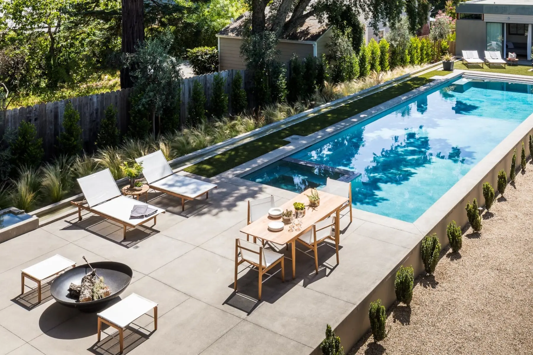 image of butler-armsden-st-helena-retreat-pool-and-patio.jpg