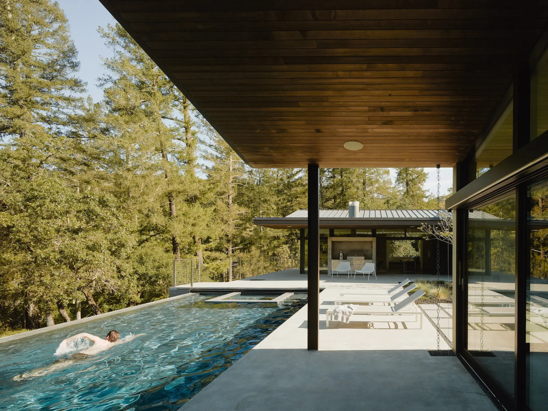 image of butler-armsden-valley-of-the-moon-retreat-patio-and-pool.jpg