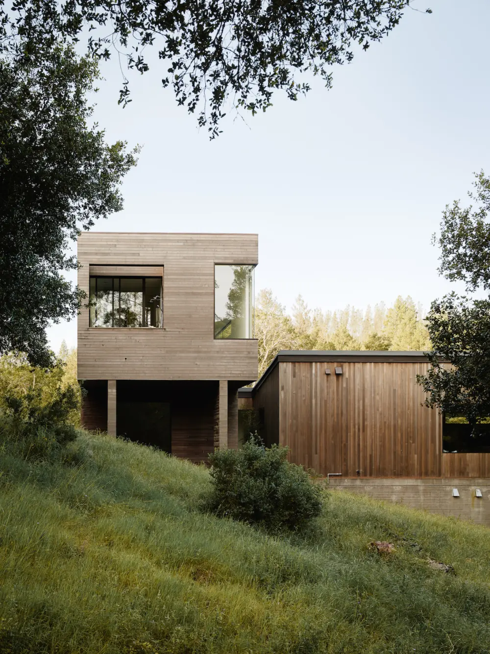 image of butler-armsden-valley-of-the-moon-retreat-side-facade.jpg