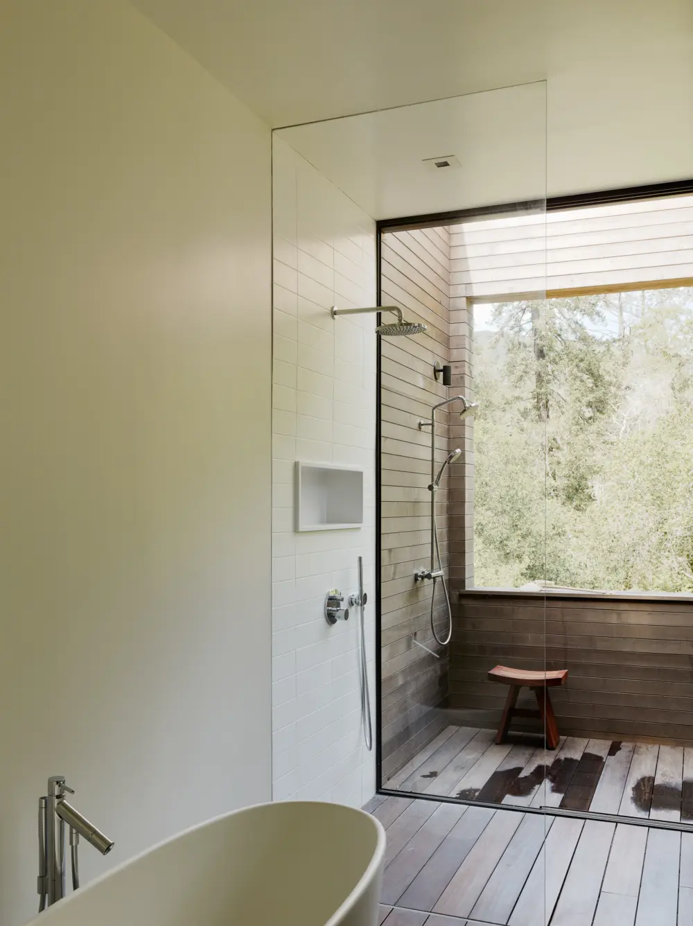 image of butler-armsden-valley-of-the-moon-retreat-master-bath-and-shower.jpg