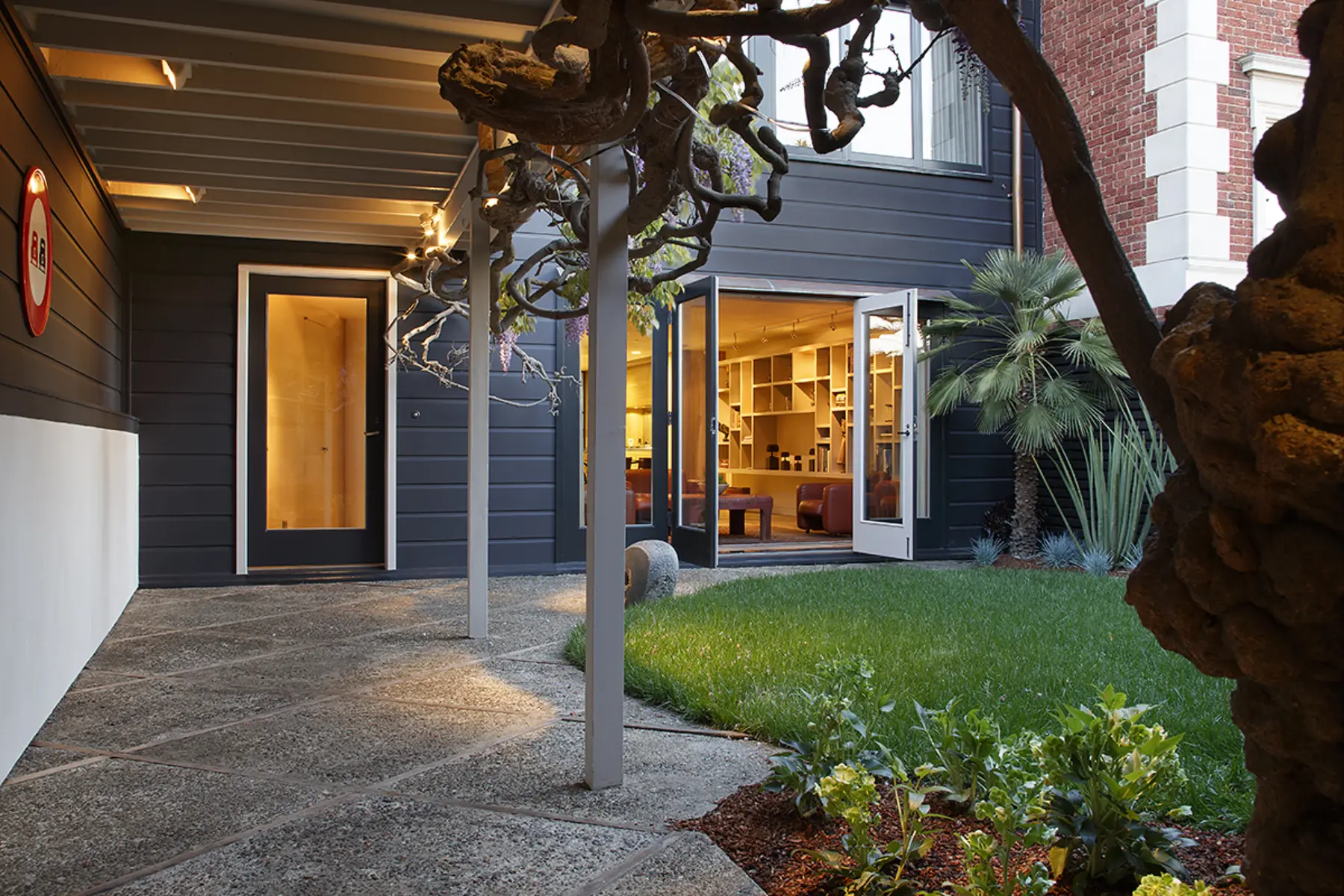 image of butler-armsden-wurster-revival-courtyard-garden.jpg