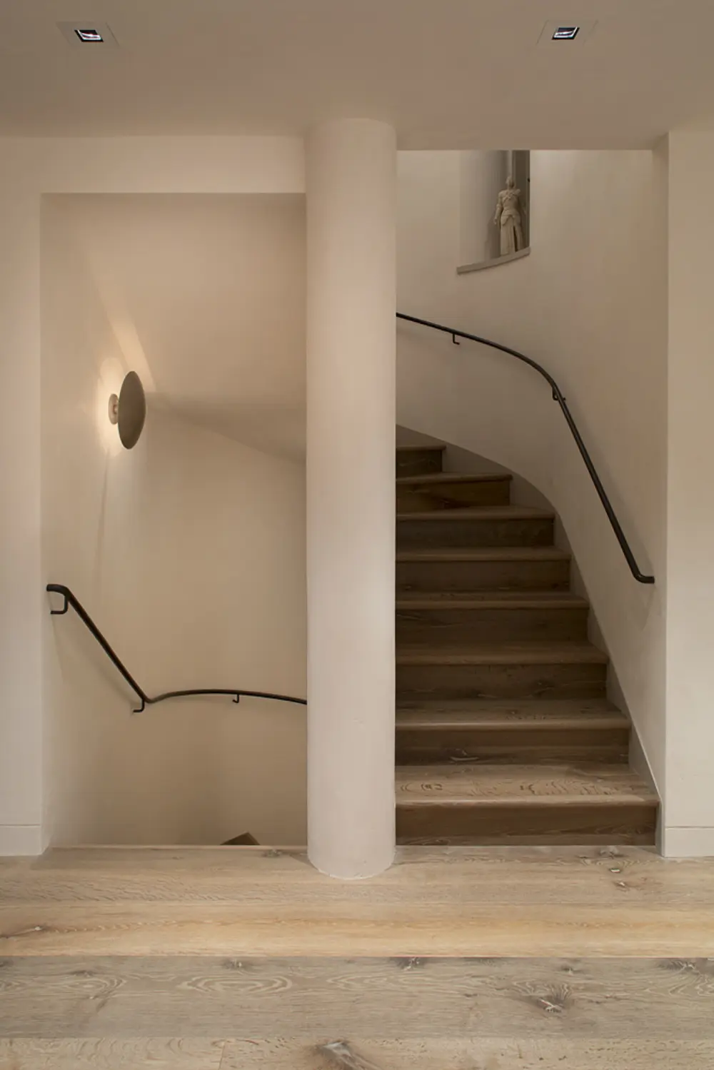 image of butler-armsden-wurster-revival-staircase.jpg