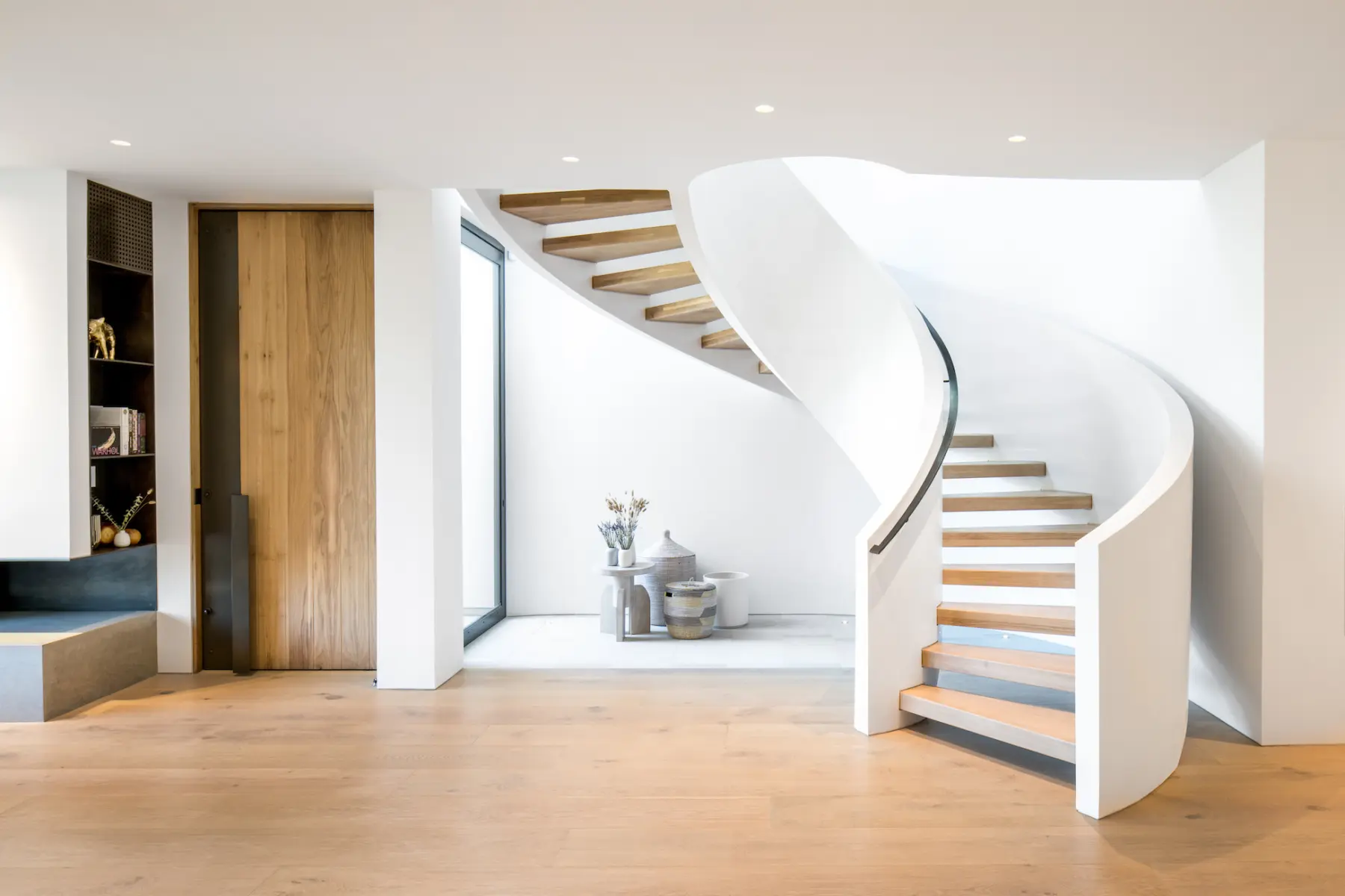 image of butler-armsden-russian-hill-residence-bottom-of-staircase.jpg