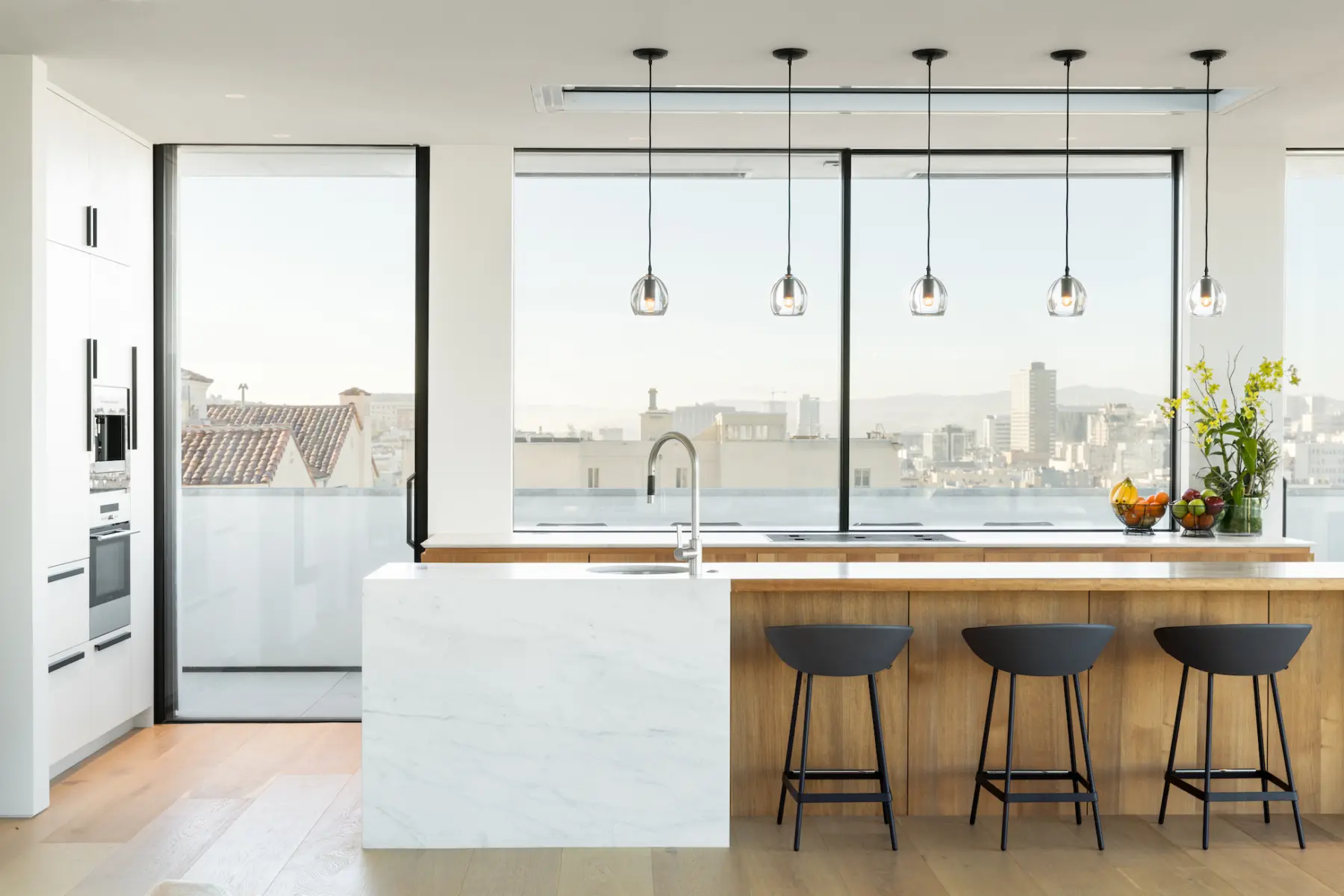 image of butler-armsden-russian-hill-residence-kitchen-city-view-2.jpg