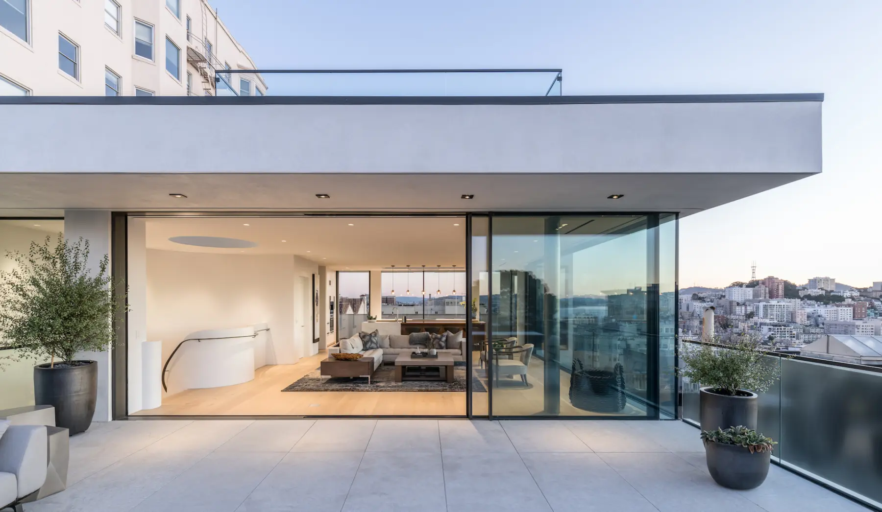 image of butler-armsden-russian-hill-residence-deck-family-room-view.jpg