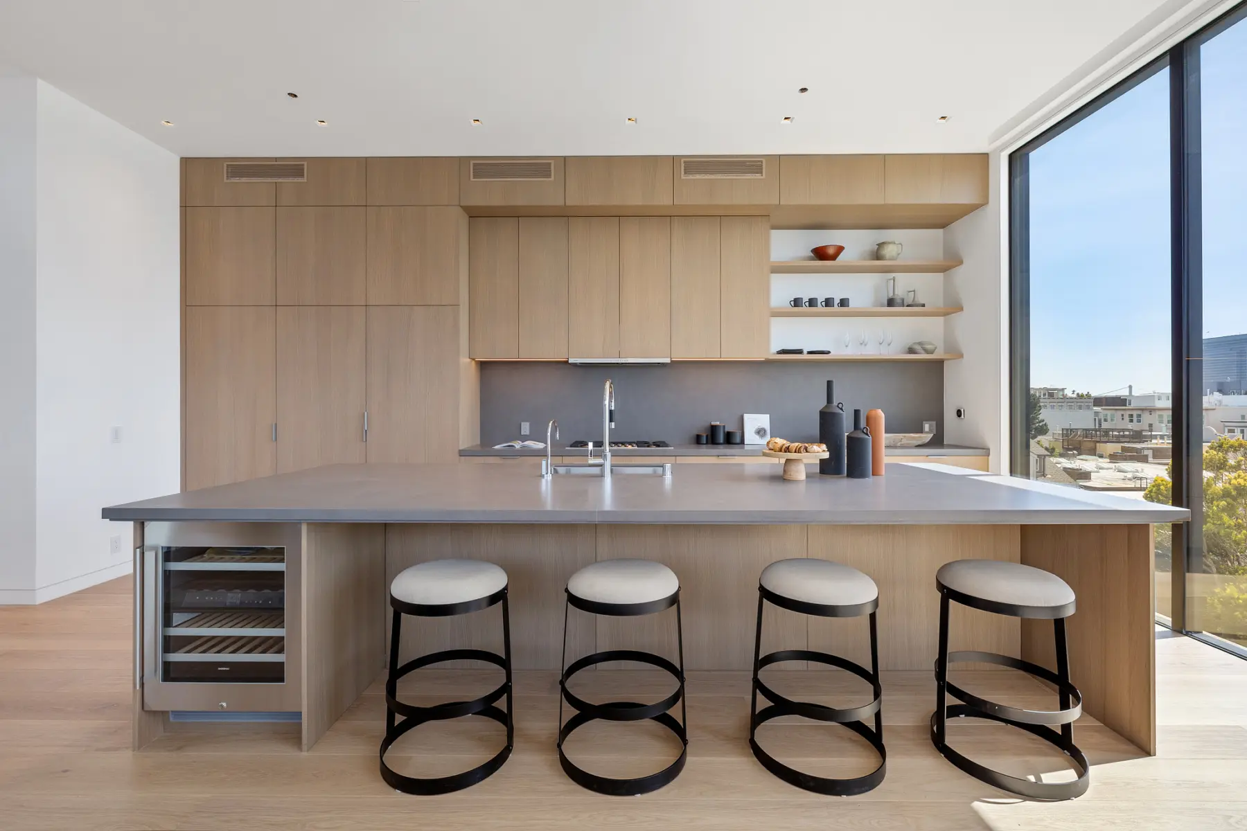 image of butler-armsden-telegraph-hill-townhouse-kitchen.jpg