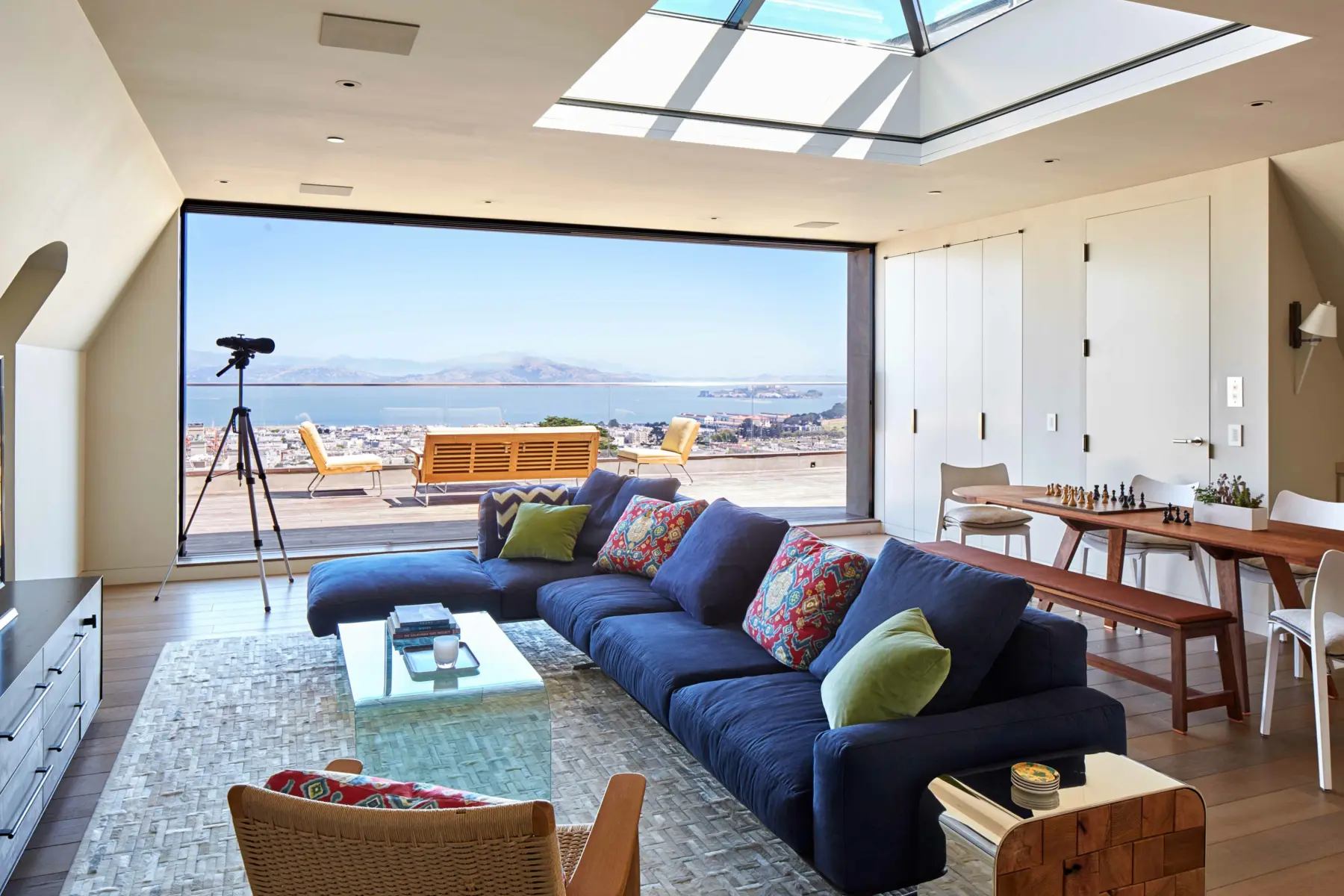 image of butler-armsden-alta-plaza-residence-rooftop-family-room-skylight.jpg