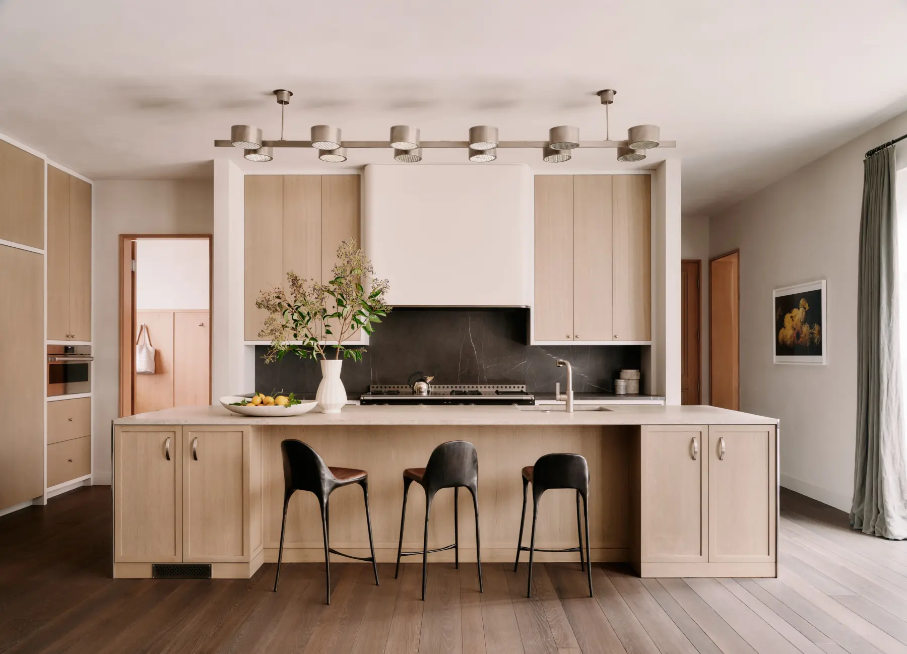 image of butler-armsden-presidio-heights-residence-kitchen.jpg