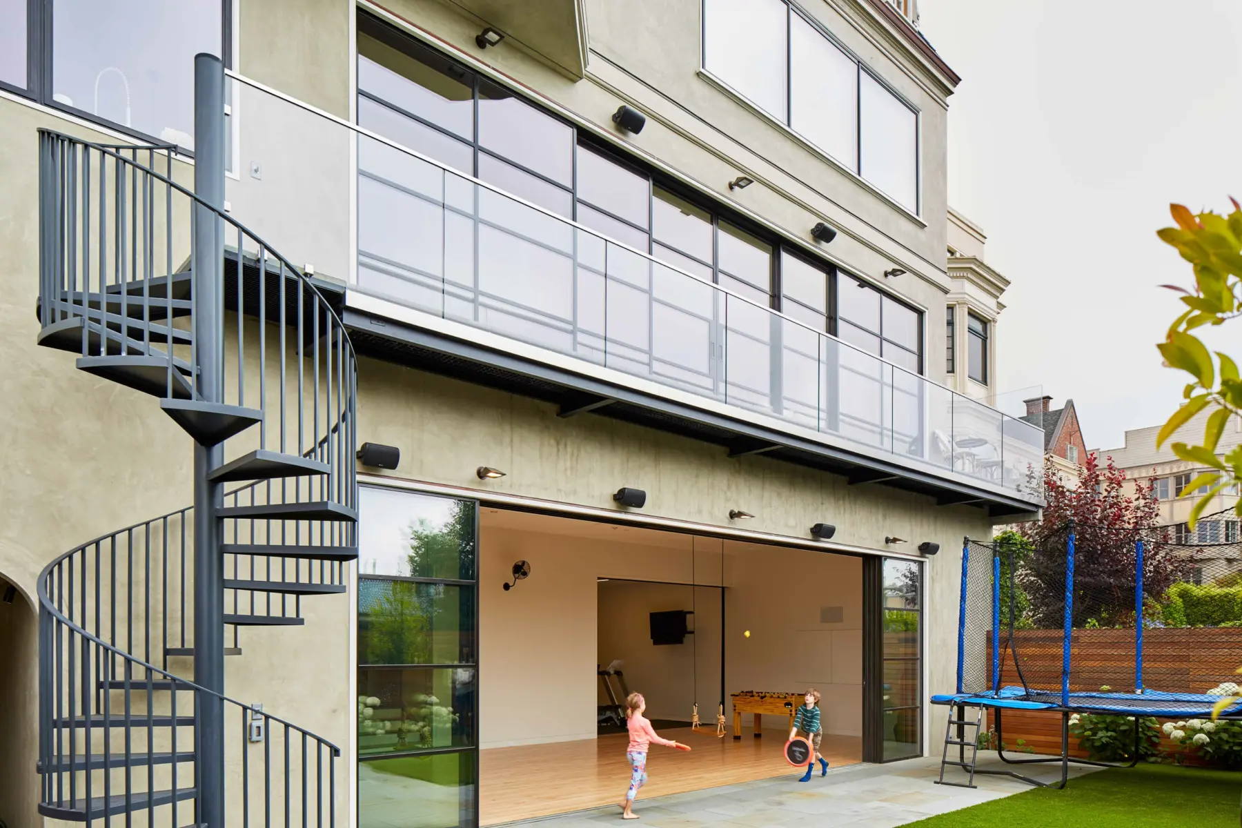 image of butler-armsden-alta-plaza-residence-rear-facade-playroom.jpg