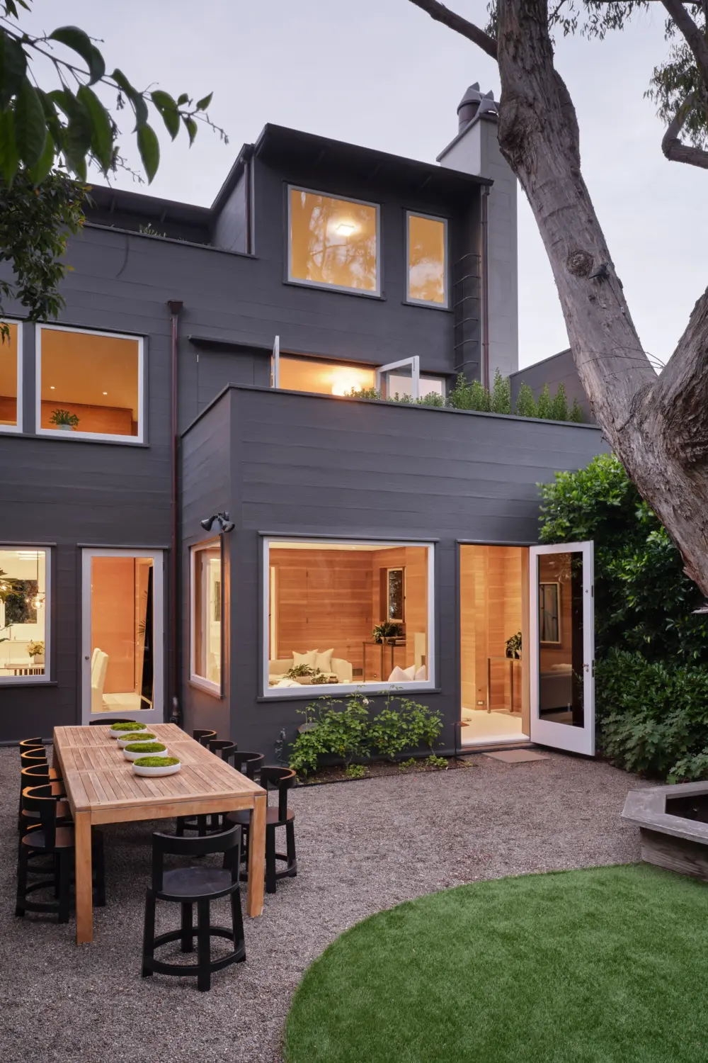 image of butler-armsden-cow-hollow-wurster-renovation-rear-facade-and-yard.jpg