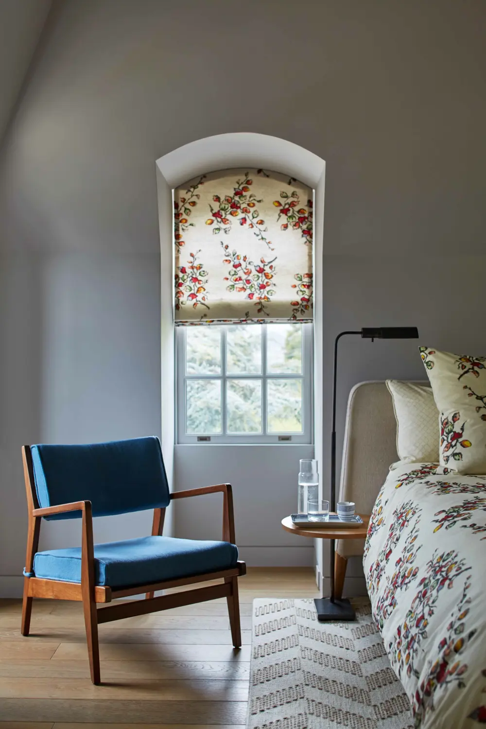 image of butler-armsden-alta-plaza-residence-bedroom-window-seat.jpg