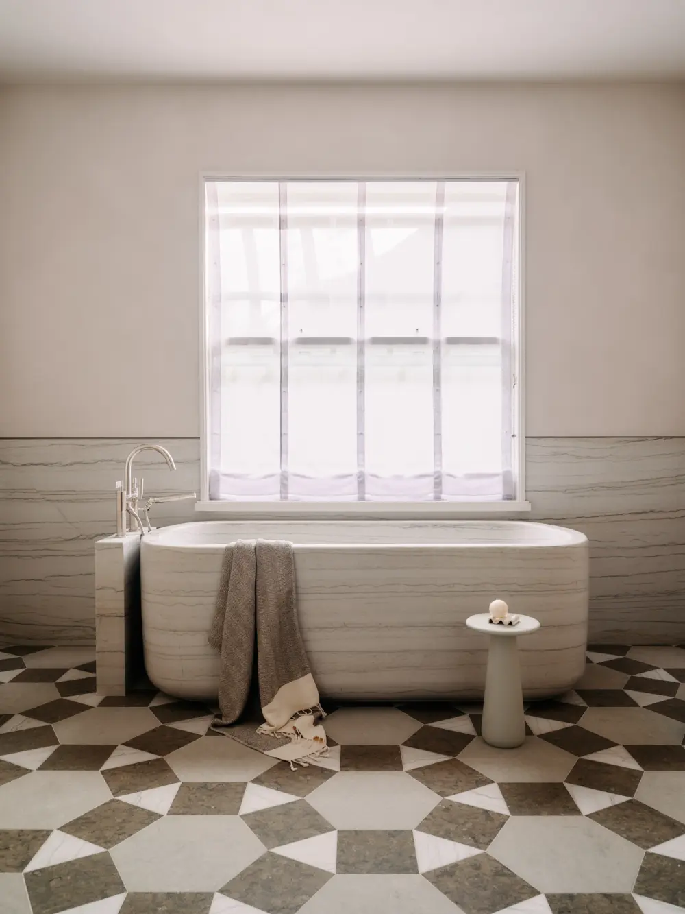 image of butler-armsden-presidio-heights-residence-master-bath.jpg