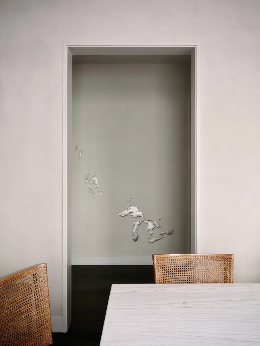 image of butler-armsden-presidio-heights-residence-dining-room-art.jpg