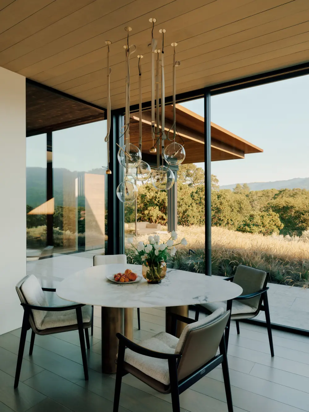 image of butler-armsden-windy-hill-lookout-breakfast-table.jpg